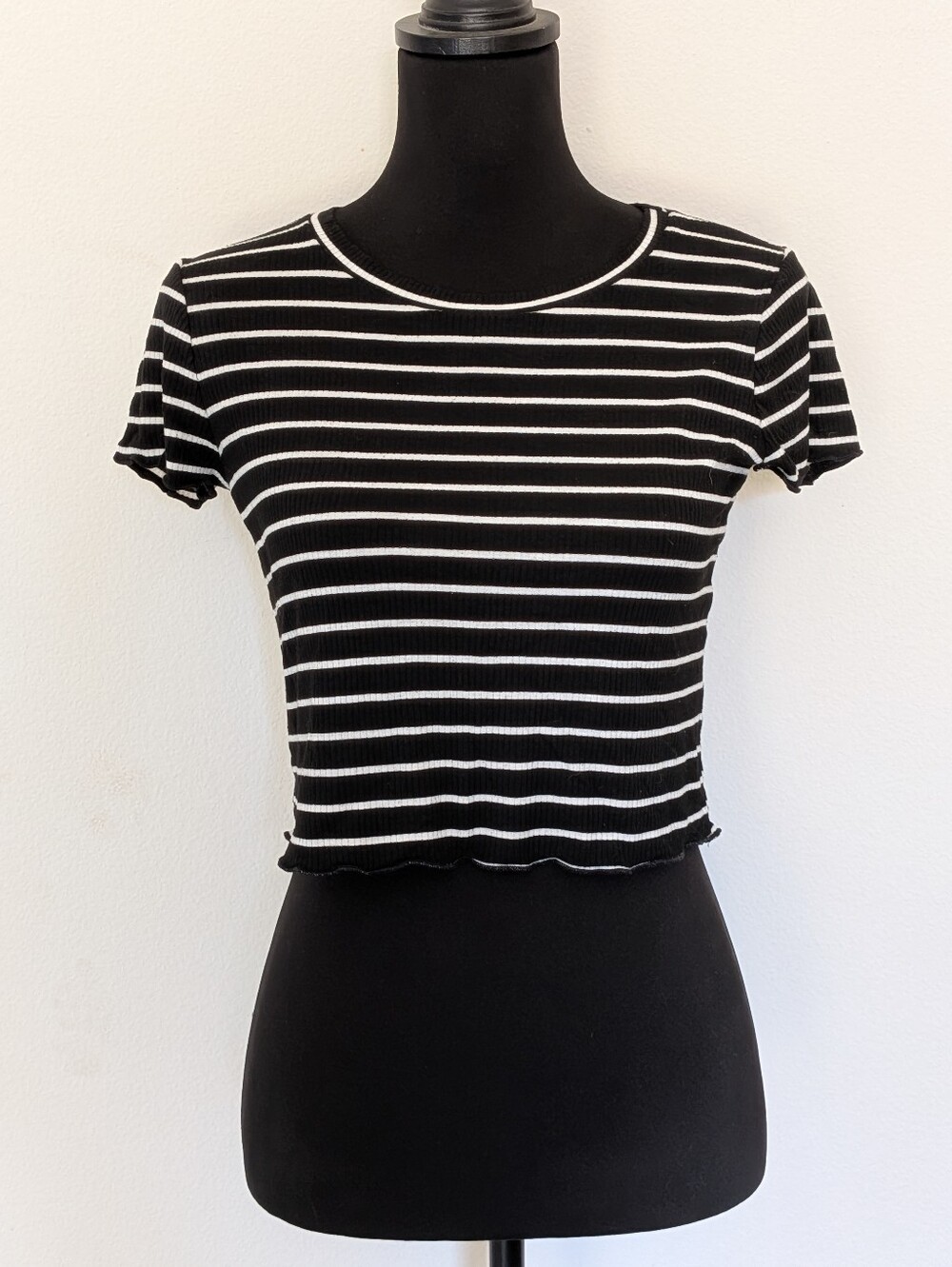 Full Tilt Striped Black & White Ribbed Crop Tee